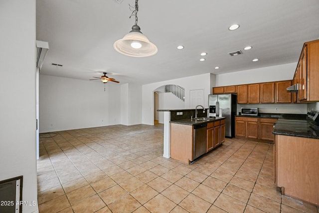 3852 S Eucalyptus Place, Chandler, AZ 85286