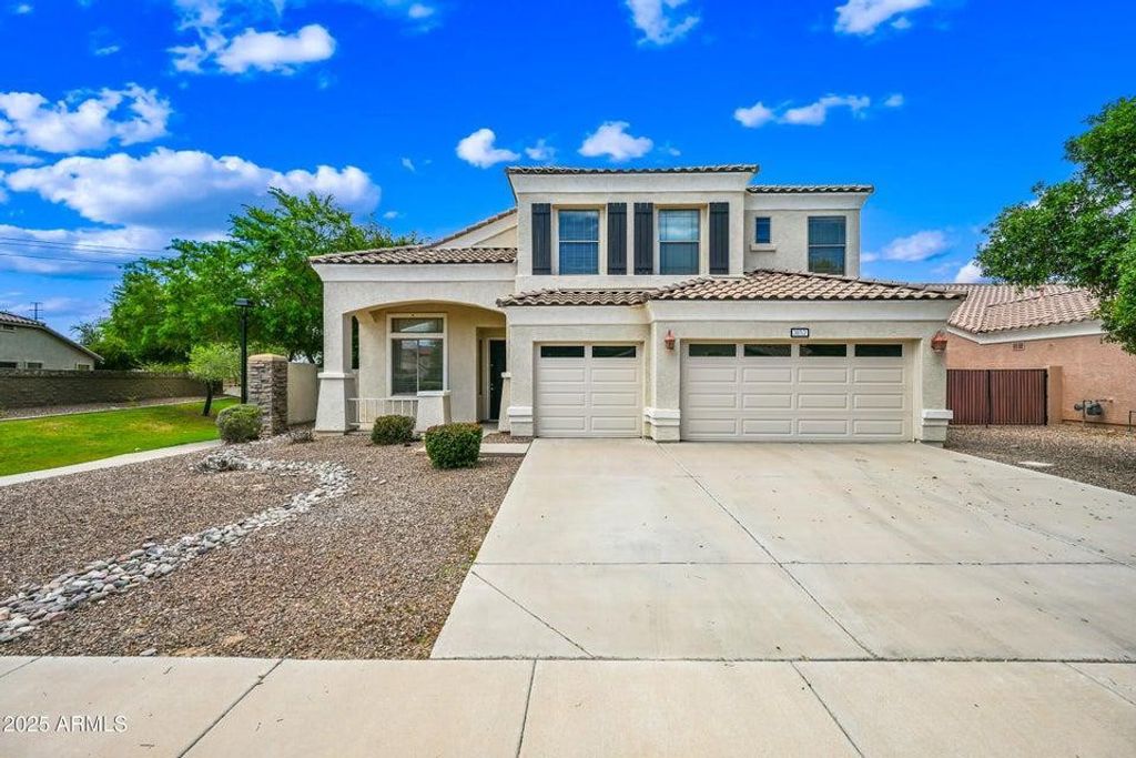 3852 S Eucalyptus Place, Chandler, AZ 85286
