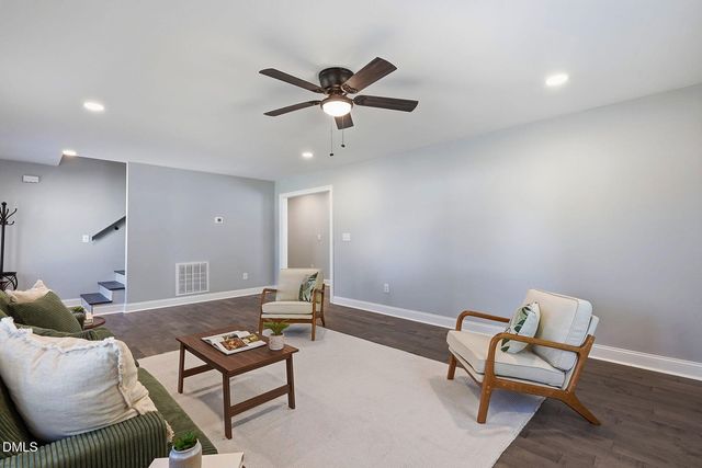 107 School Street, Stem, NC 27581