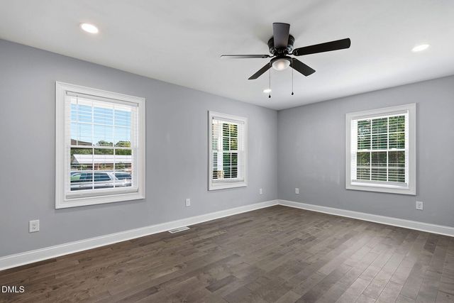 107 School Street, Stem, NC 27581