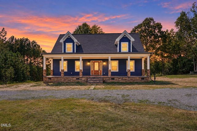 107 School Street, Stem, NC 27581
