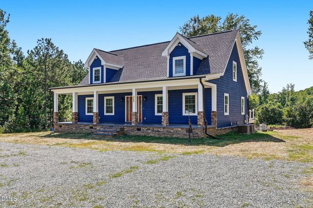 107 School Street, Stem, NC 27581