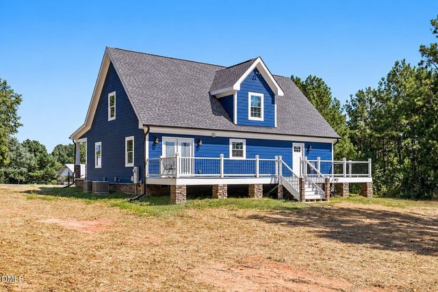 107 School Street, Stem, NC 27581