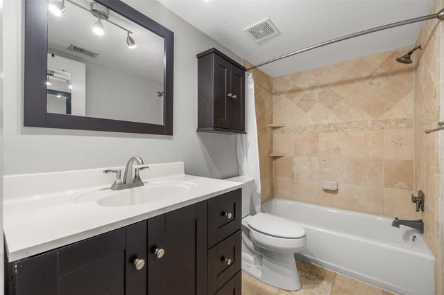 3038 EASTLAND BOULEVARD F101, Clearwater, FL 33761