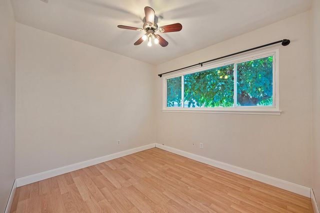 8205 Tanoak Way, Citrus Heights, CA 95621