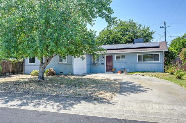8205 Tanoak Way, Citrus Heights, CA 95621