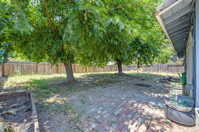 8205 Tanoak Way, Citrus Heights, CA 95621