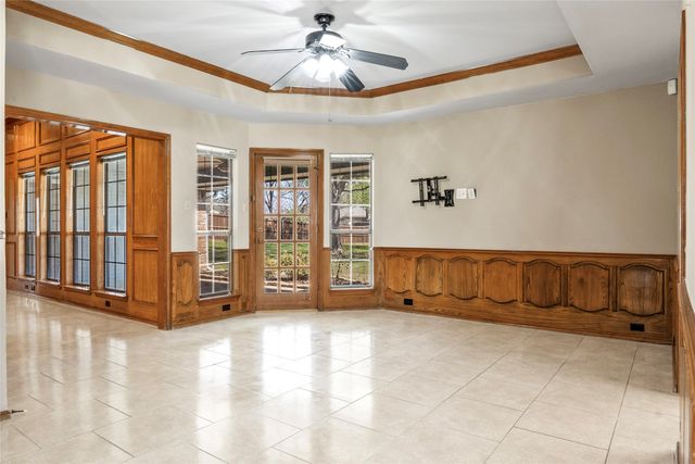 857 Clearwater Drive, Midlothian, TX 76065