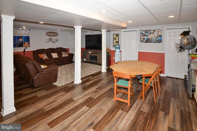 107 ENGLEWOOD BLVD, Hamilton, NJ 08610