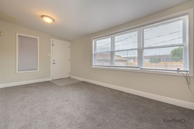 7727 S Stewart Avenue, Chicago, IL 60620