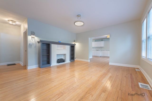 7727 S Stewart Avenue, Chicago, IL 60620