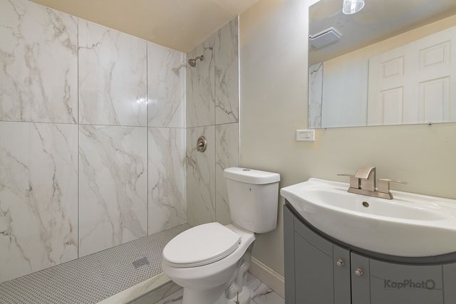 7727 S Stewart Avenue, Chicago, IL 60620