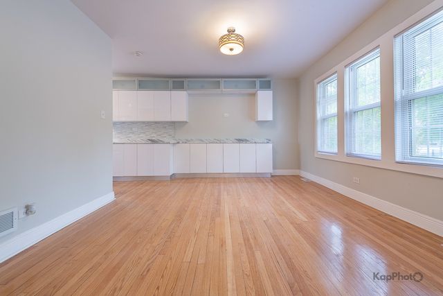 7727 S Stewart Avenue, Chicago, IL 60620