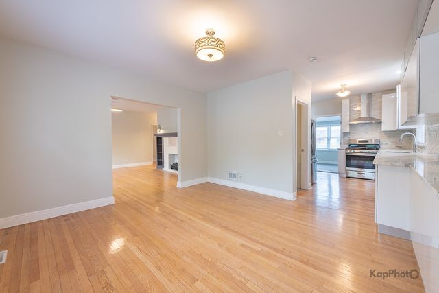 7727 S Stewart Avenue, Chicago, IL 60620