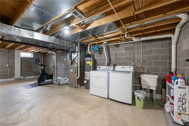 342 Angela Lane, Avon Lake, OH 44012