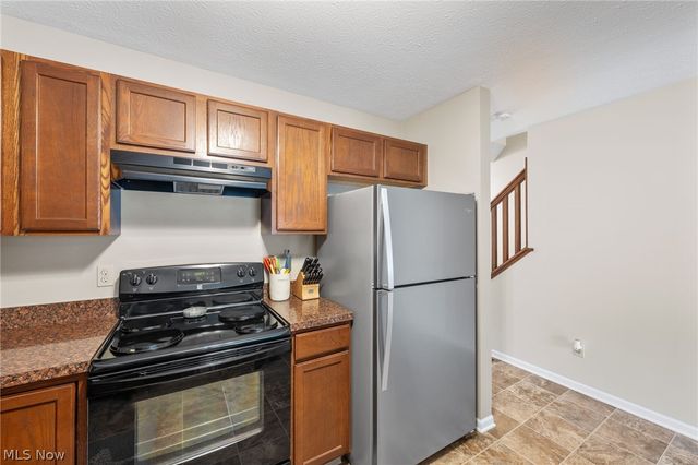 342 Angela Lane, Avon Lake, OH 44012