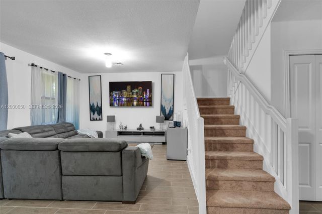 5113 NW 52nd Street, Tamarac, FL 33319