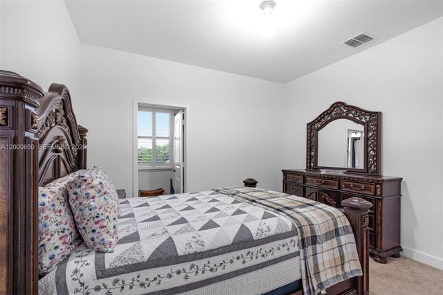 5113 NW 52nd Street, Tamarac, FL 33319