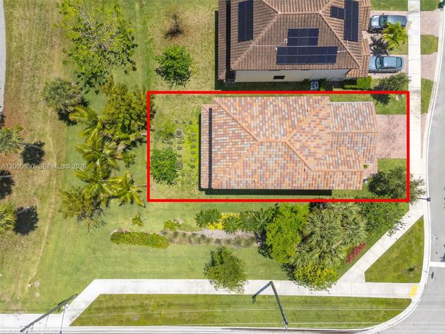 5113 NW 52nd Street, Tamarac, FL 33319