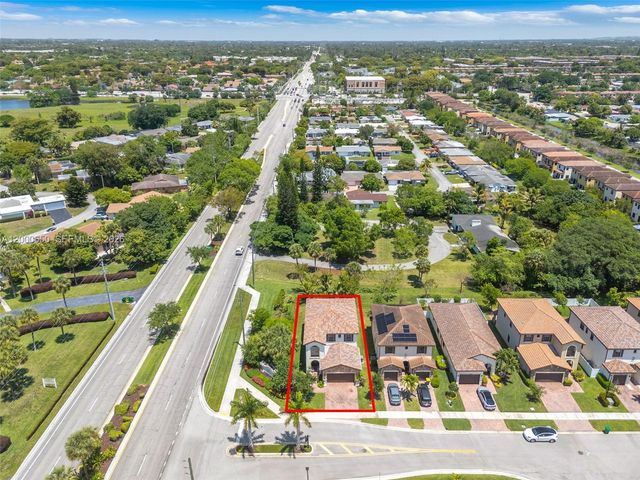 5113 NW 52nd Street, Tamarac, FL 33319