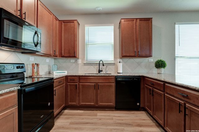 8419 Fortuna Valley, San Antonio, TX 78252