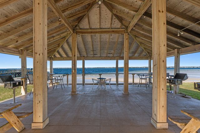 7453 Sunset Harbor Drive Apt 2-204, Navarre, FL 32566