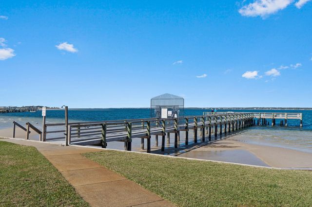 7453 Sunset Harbor Drive Apt 2-204, Navarre, FL 32566