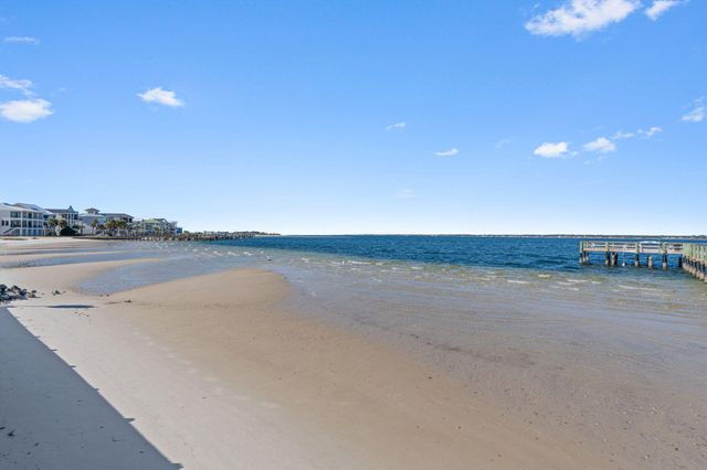 7453 Sunset Harbor Drive Apt 2-204, Navarre, FL 32566