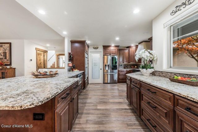 3108 E Point Hayden DR, Hayden Lake, ID 83835