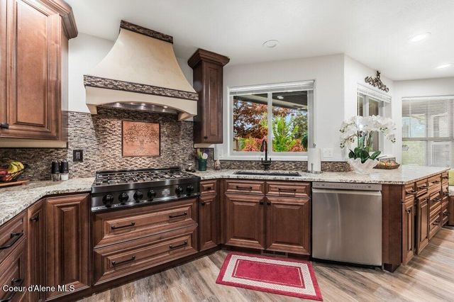 3108 E Point Hayden DR, Hayden Lake, ID 83835