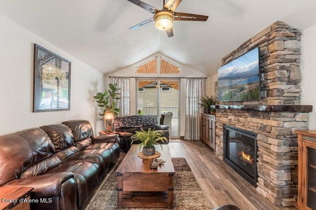 3108 E Point Hayden DR, Hayden Lake, ID 83835