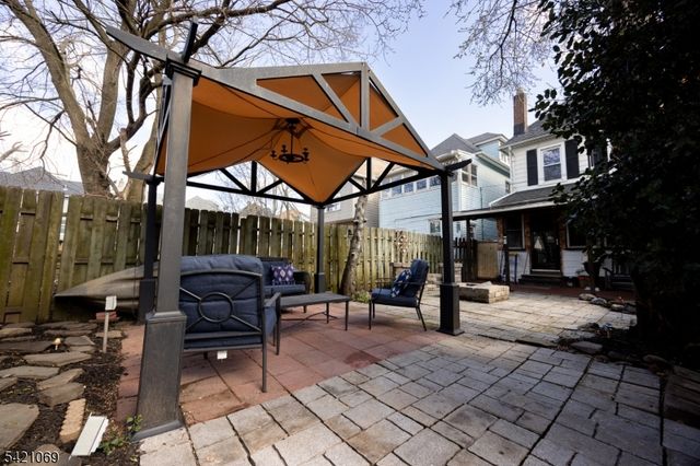 82 Evelyn Ave, Phillipsburg Town, NJ 08865