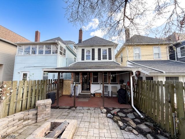 82 Evelyn Ave, Phillipsburg Town, NJ 08865