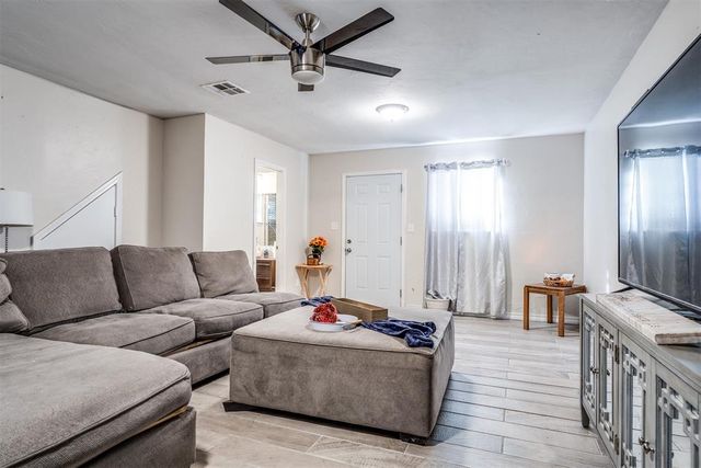 3105 N Viewpoint Drive, Midwest City, OK 73110