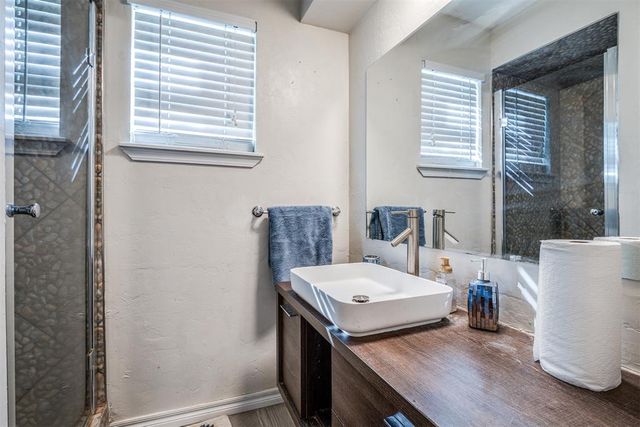 3105 N Viewpoint Drive, Midwest City, OK 73110