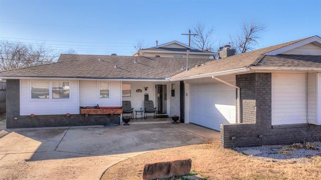 3105 N Viewpoint Drive, Midwest City, OK 73110
