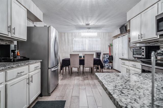 3105 N Viewpoint Drive, Midwest City, OK 73110