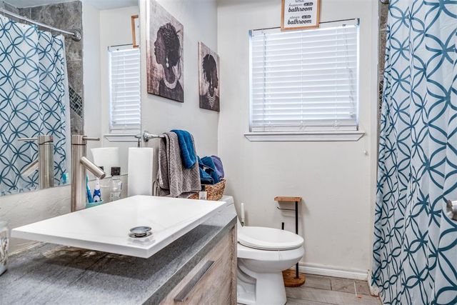 3105 N Viewpoint Drive, Midwest City, OK 73110