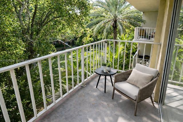 1805 Sans Souci Blvd 525, North Miami, FL 33181