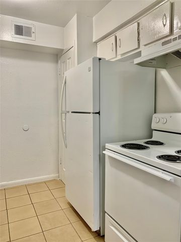 9410 Grannis Street A, Houston, TX 77075