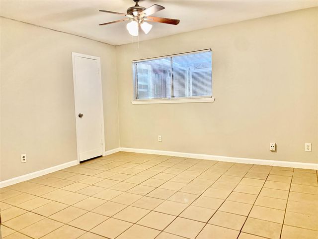 9410 Grannis Street A, Houston, TX 77075