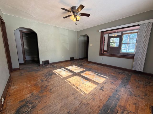 113 6th Avenue N, Sauk Rapids, MN 56379