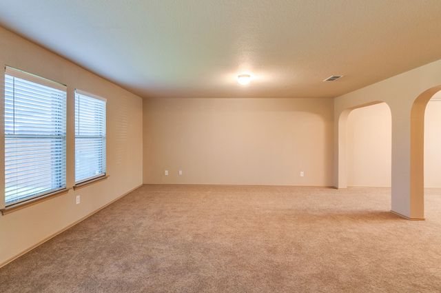 6652 Friendsway Drive, Fort Worth, TX 76137