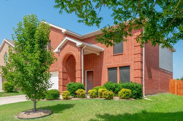 6652 Friendsway Drive, Fort Worth, TX 76137