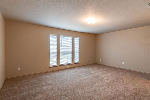 6652 Friendsway Drive, Fort Worth, TX 76137