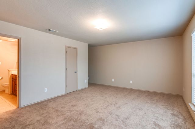 6652 Friendsway Drive, Fort Worth, TX 76137