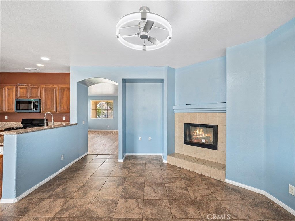 Image 9 of property listing at 14400 Jeremiah, Adelanto, CA 92301