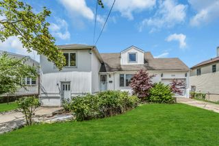 233 Harrison Avenue, Island Park, NY 11558
