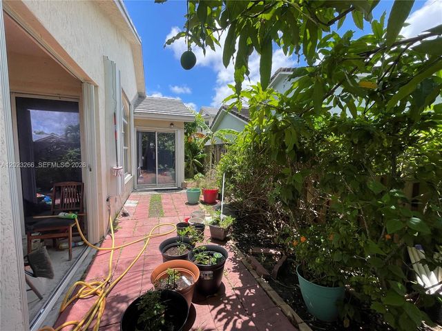 12360 SW 145th St, Miami, FL 33186