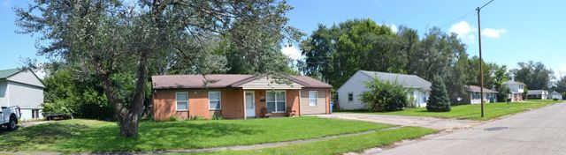 846 Aspen Road 846 Aspen Road, New Carlisle, OH 45344